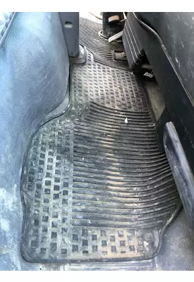 GMC W4500 Floor Mat