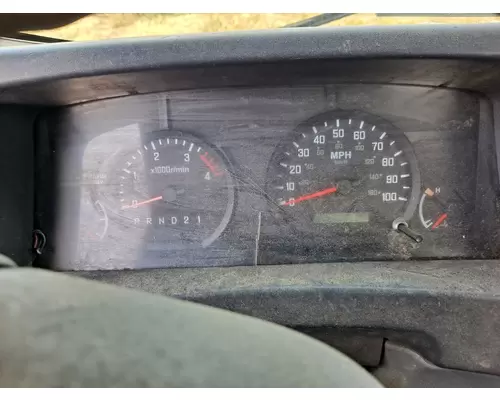 GMC W4500 GAUGE CLUSTER