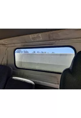 GMC W4500 GLASS, BACK