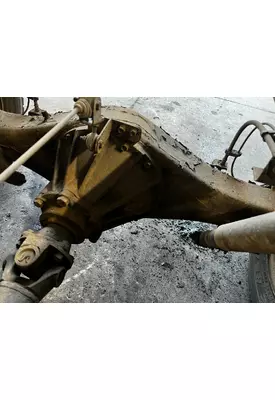GMC W4500 Hub