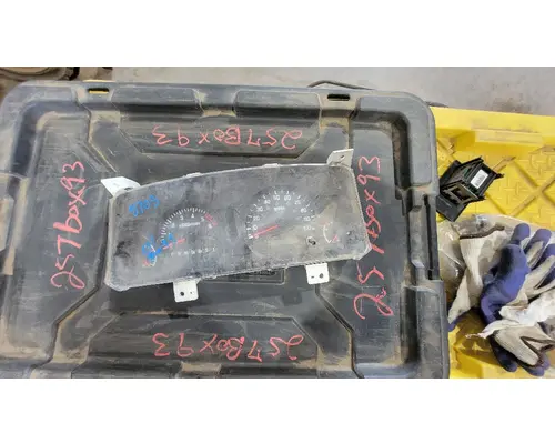 GMC W4500 Instrument Cluster