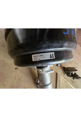 GMC W4500 Power Brake Booster