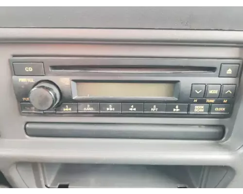 GMC W4500 Radio