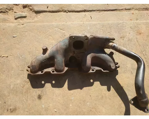 GMC W5500 Exhaust Manifold