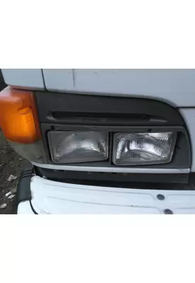 GMC W5500 HEADLAMP ASSEMBLY