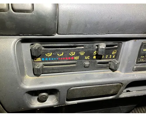 GMC W5500 Heater & AC Temperature Control