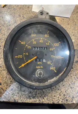 GMC W7500 Instrument Cluster