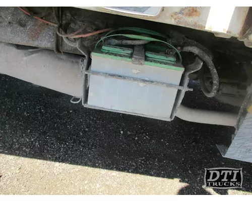 GMC WT5500 Battery Box