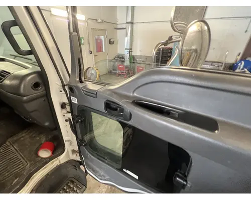 GMC WT5500 Door Assembly, Front