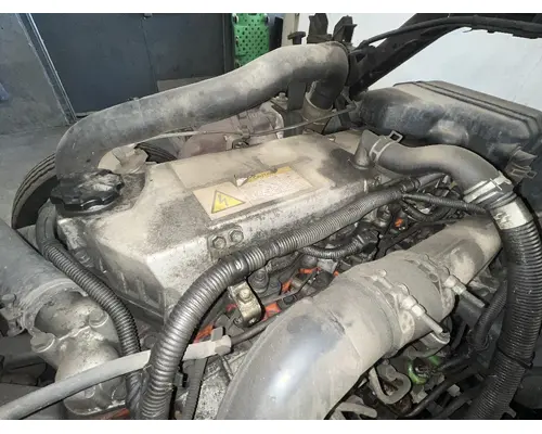 GMC WT5500 Valve Cover