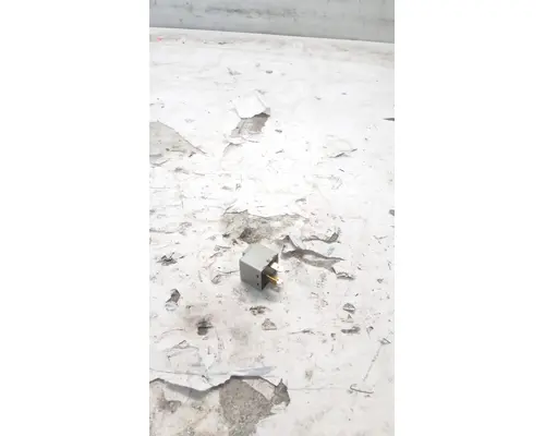 GMC  Front Lamp (Turn Signal)