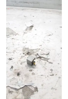 GMC  Front Lamp (Turn Signal)