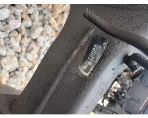 GM 15718 Hub