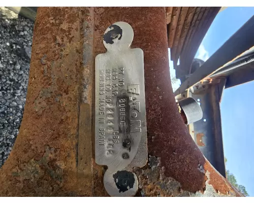 GM 15719 Hub