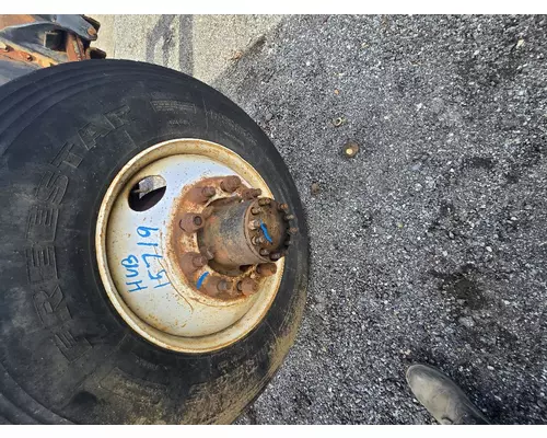 GM 15719 Hub