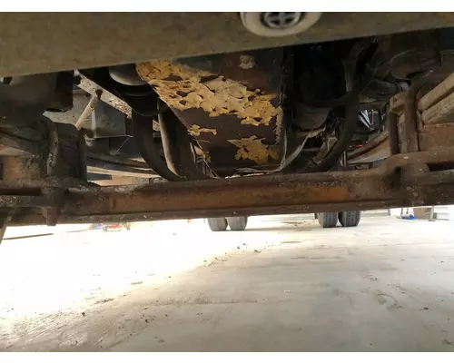 GM 15996809 Axle Assembly, Front (unused)