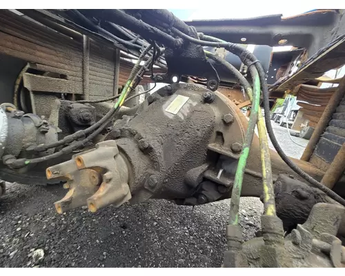 GM 16062 Hub