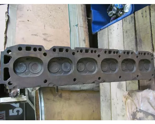 GM 292 Cylinder Head