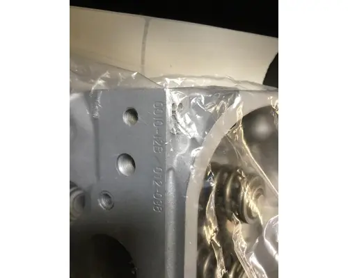 GM 6.0L V8 GAS CYLINDER HEAD