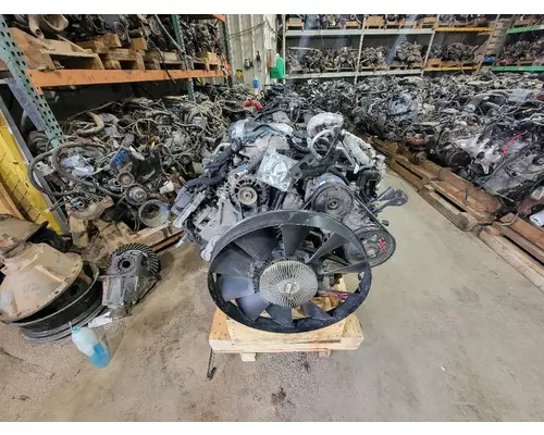 GM 6.6 DURAMAX Engine Assembly