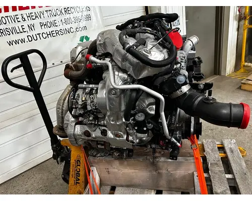GM 6.6 DURAMAX Engine Assembly