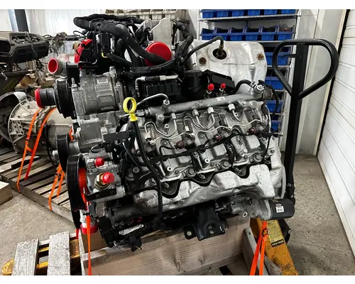 GM 6.6 DURAMAX Engine Assembly
