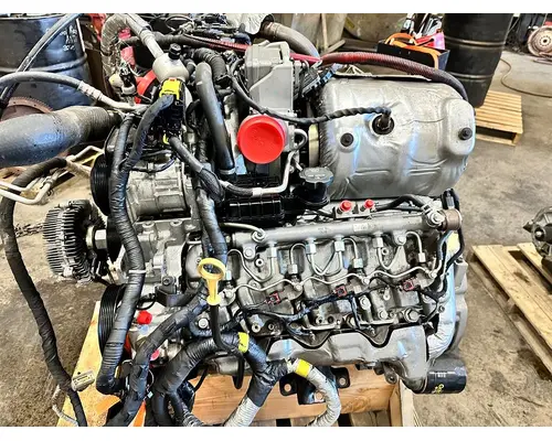 GM 6.6 DURAMAX Engine Assembly