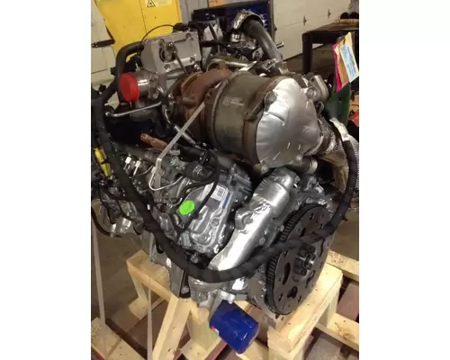 GM 6.6L DURAMAX L5P ENGINE ASSEMBLY