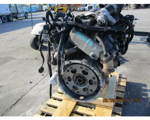 GM 6.6L DURAMAX LLY ENGINE ASSEMBLY