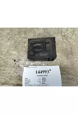 GM 93443101 Headlight switch