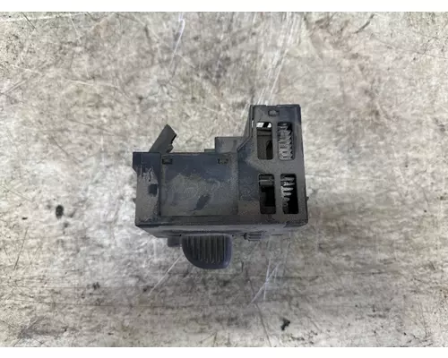 GM 93443101 Headlight switch