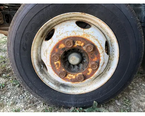 GM ALL Axle Assembly, Front (unused)