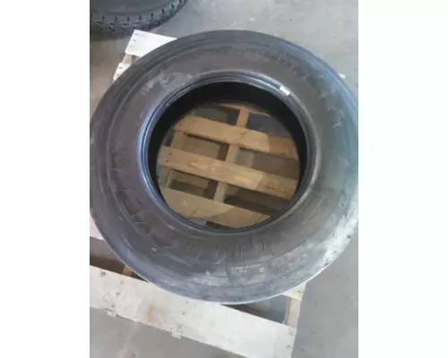 GOODYEAR 10R22.5 TIRE