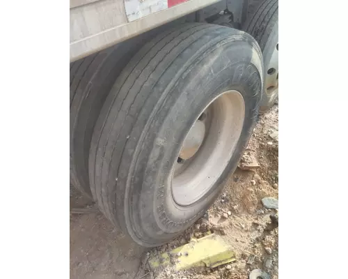 GOODYEAR 11R22.5 TIRE