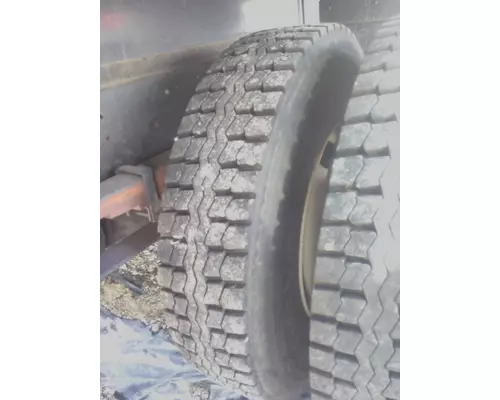 GOODYEAR 11R22.5 TIRE