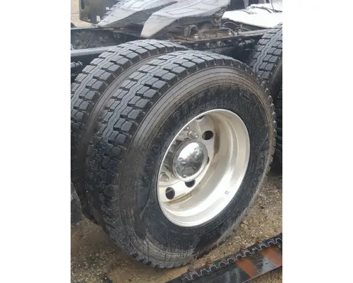 GOODYEAR 11R22.5 TIRE