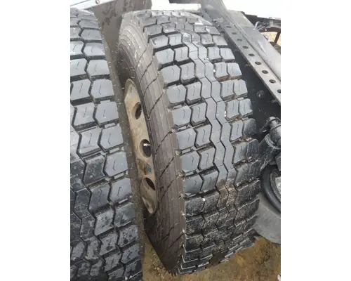 GOODYEAR 11R22.5 TIRE