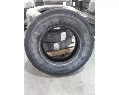 GOODYEAR 11R22.5 TIRE
