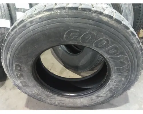 GOODYEAR 11R22.5 TIRE