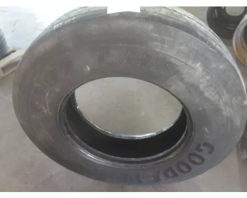 GOODYEAR 11R22.5 TIRE
