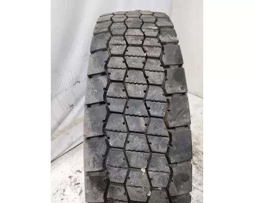 GOODYEAR 275/80R22.5 TIRE