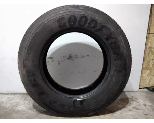GOODYEAR 285/75R24.5 TIRE