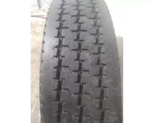 GOODYEAR 285/75R24.5 TIRE