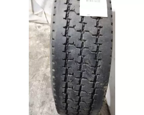 GOODYEAR 285/75R24.5 TIRE