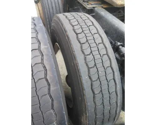 GOODYEAR 295/60R22.5 TIRE