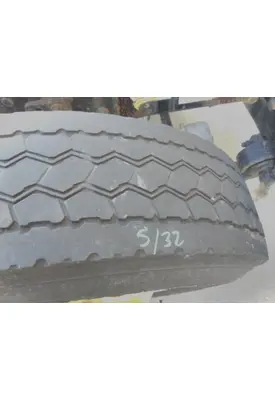 GOODYEAR 295/75R22.5 TIRE