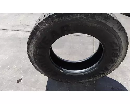 GOODYEAR 295/75R22.5 TIRE