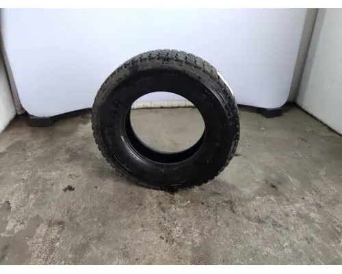 GOODYEAR 295/75R22.5 TIRE
