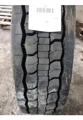 GOODYEAR 295/75R22.5 TIRE