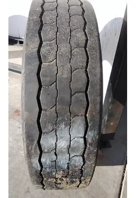 GOODYEAR 295/75R22.5 TIRE